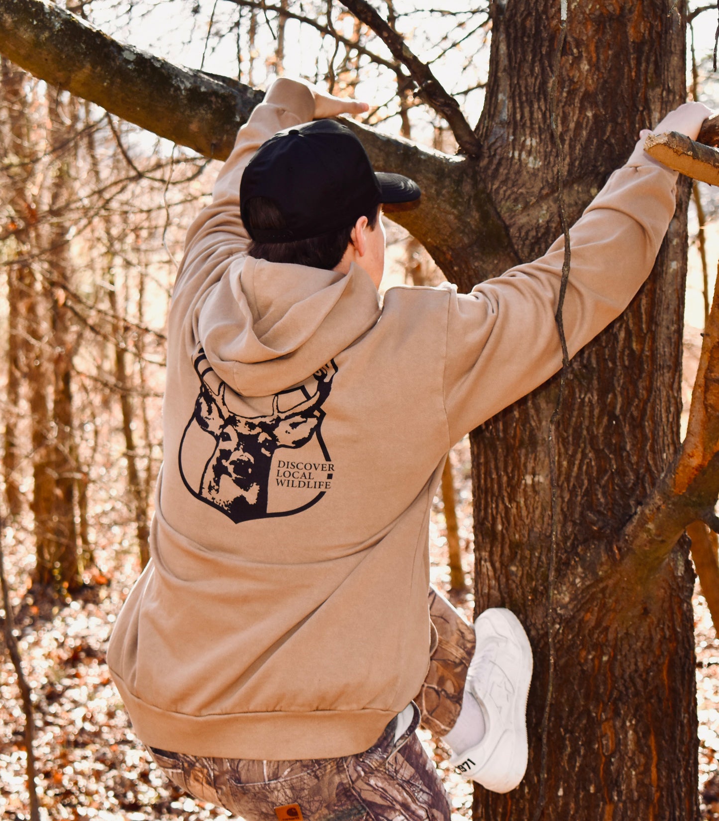 DEER WATCH HOODIE - BROWN