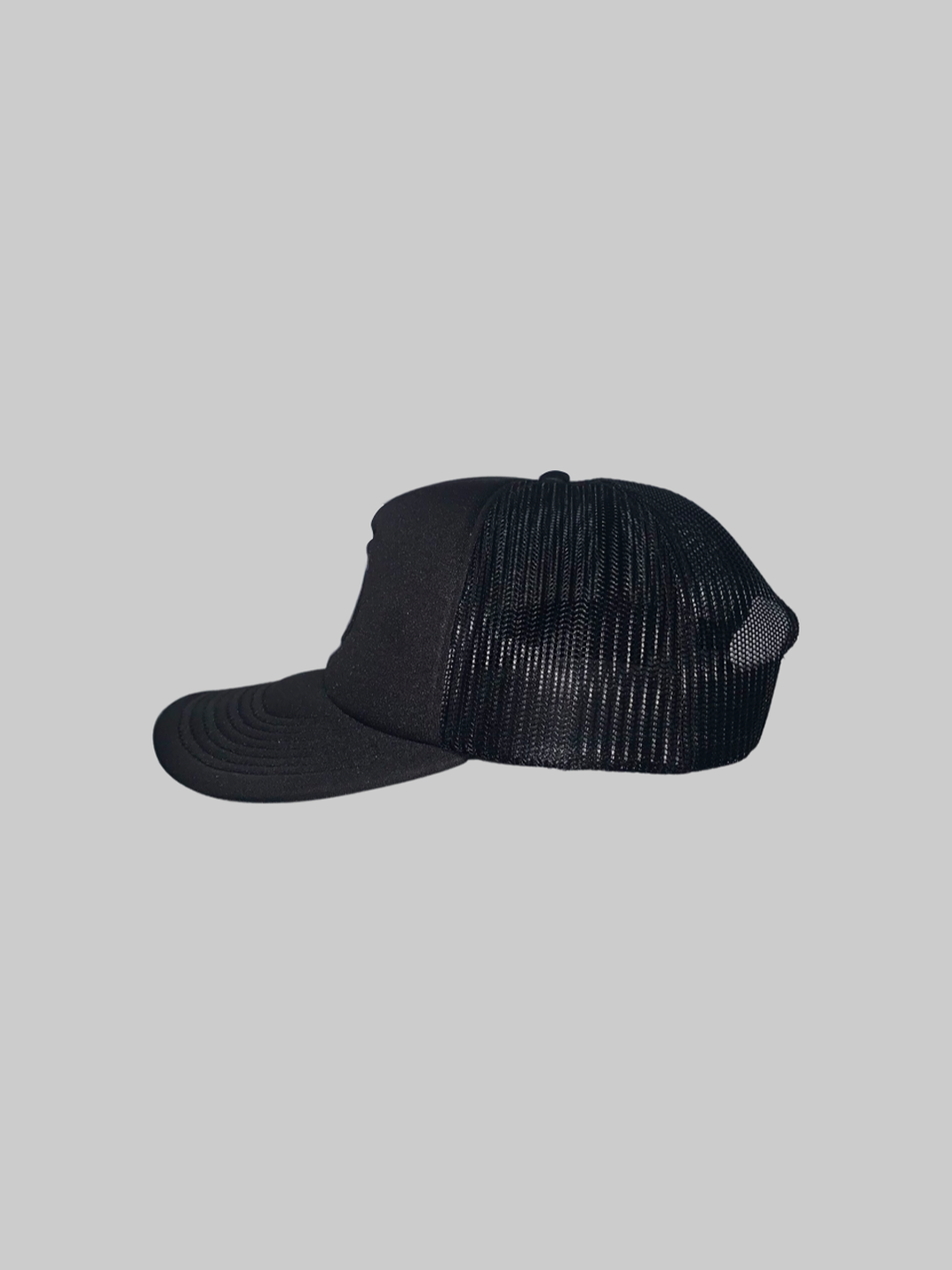 CLASSIC LOGO TRUCKER CAP